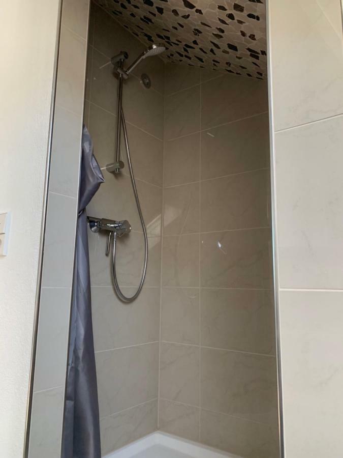 Kami Apartment Ахерн Екстериор снимка