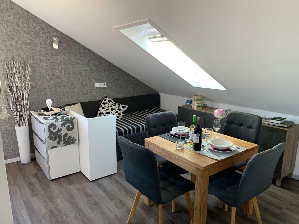 Kami Apartment Ахерн Екстериор снимка